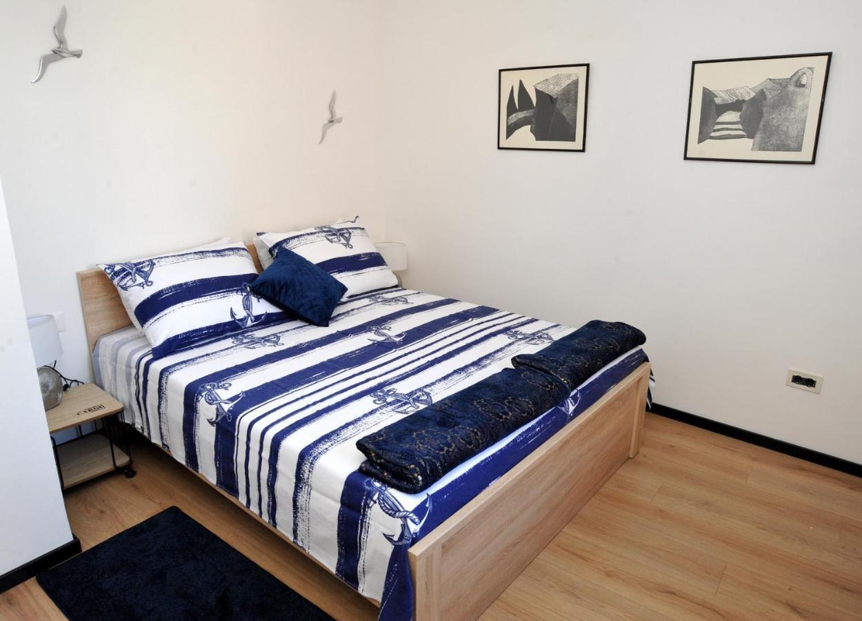 Colors Of Rijeka- Blue Apartment *